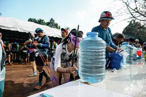 BIB: 
                            <button type="button" onclick="openModal(25639980)" class="btn btn-primary btn-sm float-right btn-popup" data-toggle="modal" data-target=".modal-high-quality">
                        <i class="fas fa-shopping-cart"></i> Add to Cart
                    </button>
                                            <button type="button" onclick="isThisMe(25639980, true)" class="btn btn-success btn-sm float-right btn-popup btn-isme hidden" data-toggle="tooltip" data-placement="bottom" title="นี่คือรูปของคุณใช่ไหม คลิกที่นี่เพื่อเอาเข้าอัลบั้ม">
                        <i class="fas fa-plus"></i> Add to album
                    </button>
                    <button type="button" onclick="isThisMe(25639980, false)" class="btn btn-warning btn-sm float-right btn-popup btn-isnotme hidden">
                        <i class="fas fa-ban"></i> Remove from album
                    </button>